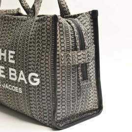 Picture of Marc Jacobs Handbags _SKUfw234184859fw